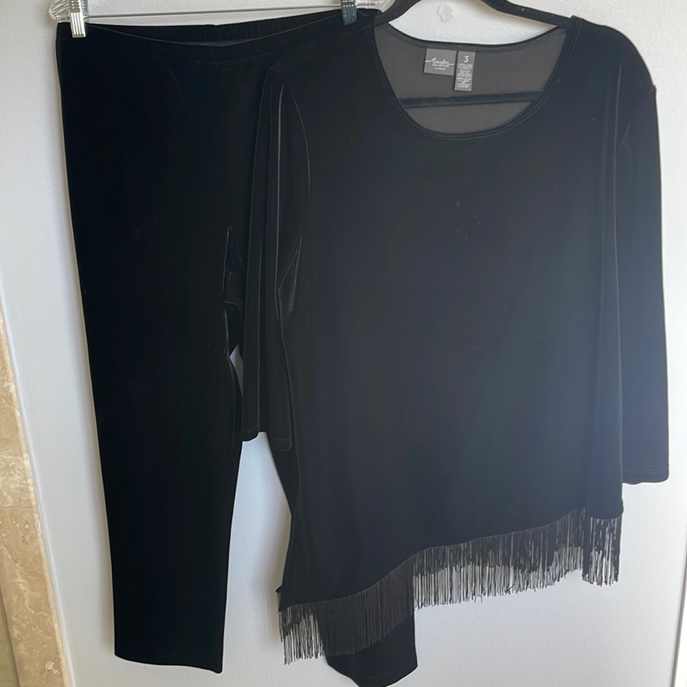 COPY - Chico’s Traveler Velvet Sweatsuit